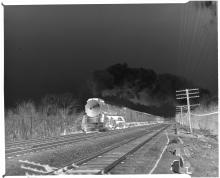 The Yankee Clipper westbound out of New London at Miners Lane with 17 cars